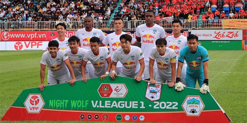 Đội hình và các ngôi sao tiêu biểu